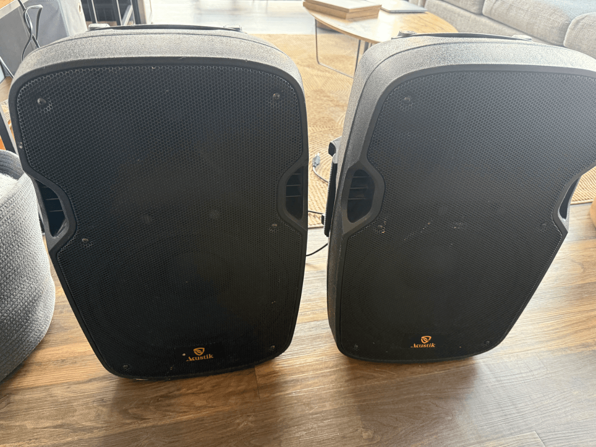 Akustik Powered PA Speaker Pair
